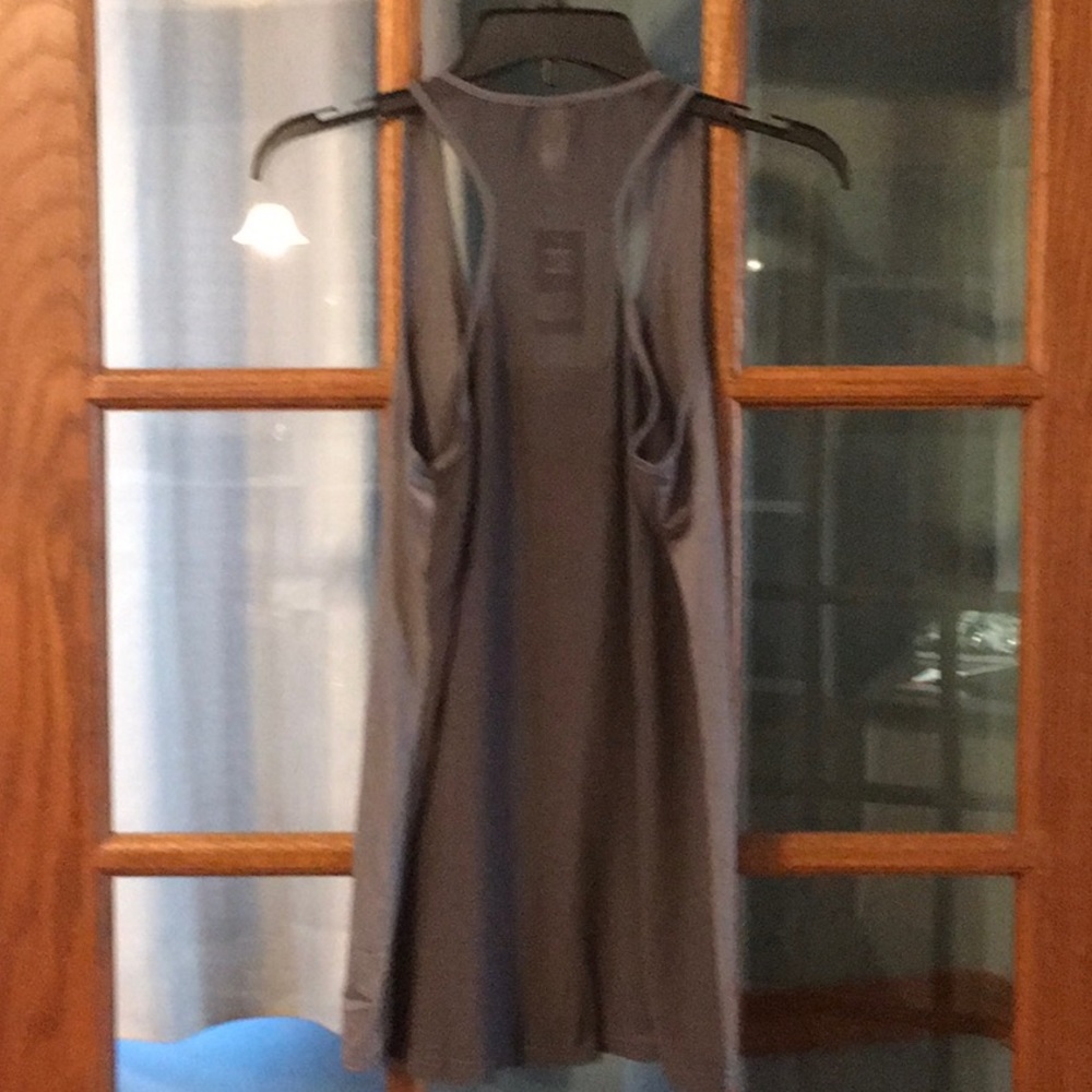 Tank Top - Picture 4 of 8